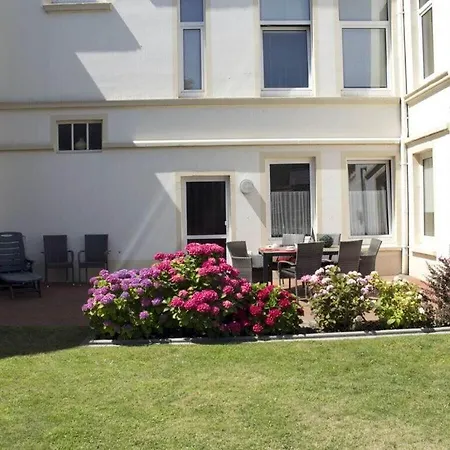 Emilie, Angelika 펜션